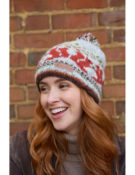 bonnet motif fantaisie en laine