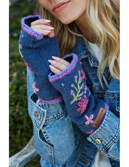 fancy wool handwarmer