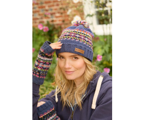 bonnet motif fantaisie en laine 2