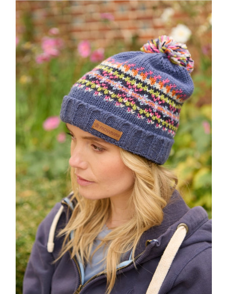 bonnet motif fantaisie en laine