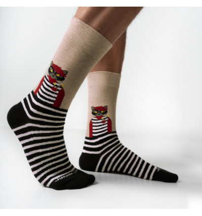 chaussette chat artiste rigolo